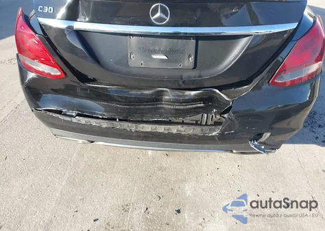 2018 Mercedes-Benz C 300 z USA, uszkodzony, nr VIN WDDWF4JB1JR322956